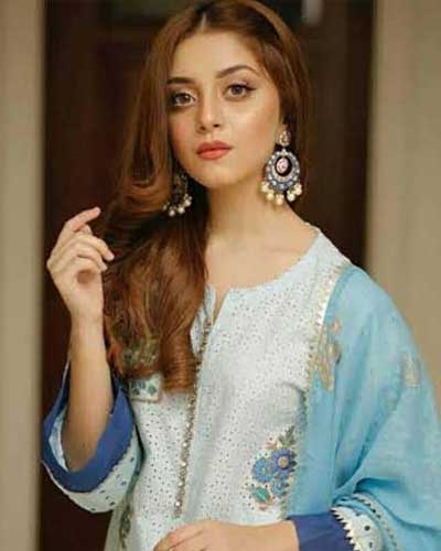 Pakistani Actress Alizeh Shah Viral Nudes